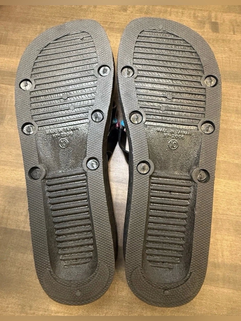 GRANDCO SANDALS Beach Pool SLIDE Sz 10 BLING Color Beads BLACK SLIDE Flip Flops - Picture 9 of 10